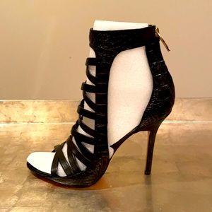 Brand New Rachel Roy Heels.